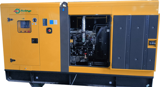 72dB 300kw Cummins Dizel Jeneratör Seti Yüksek Torklu Sessiz Elektrikli Jeneratör
